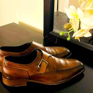 Size 10.5 Leather Johnston & Murphy Men Dress Shoes